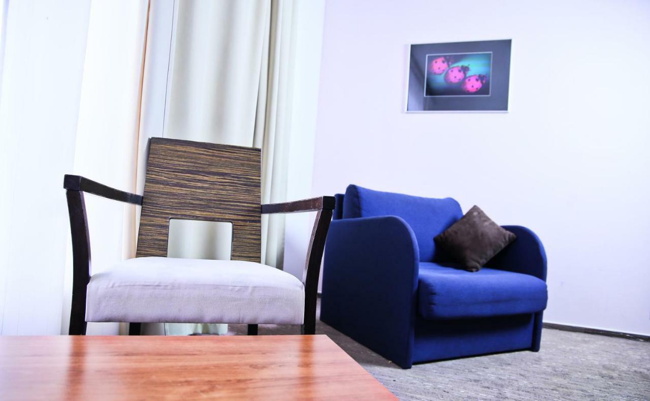 Academic Hotel & Congress Centre Розтоки Экстерьер фото